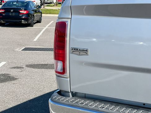 Used 2017 RAM 2500 Laramie image 5