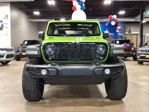 Used 2025 Jeep Wrangler Unlimited Sport AWD/4WD image 3