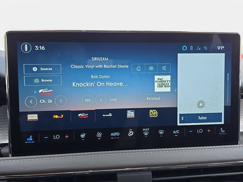 Used 2025 Lincoln Corsair FWD w/ Equipment Group 101A image 21