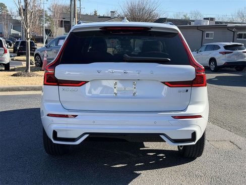 New 2026 Volvo XC60 B5 Plus w/ Protection Package Premier image 20