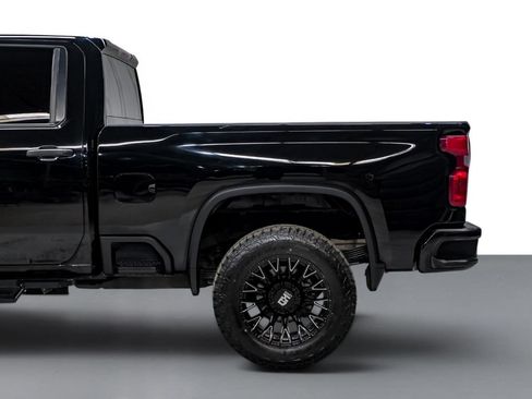 Used 2023 Chevrolet Silverado 2500 Custom w/ Custom Value Package AWD/4WD image 12