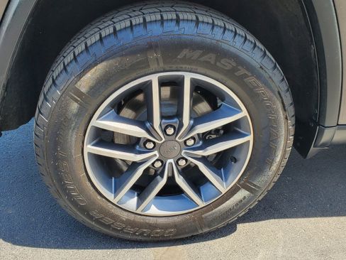 Used 2019 Jeep Grand Cherokee Limited w/ Trailer Tow Group IV AWD/4WD image 33