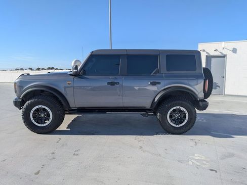 Used 2023 Ford Bronco Badlands image 8