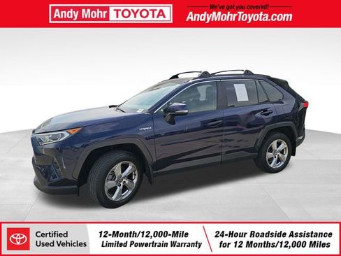 Certified 2021 Toyota RAV4 XLE Premium AWD/4WD image 4