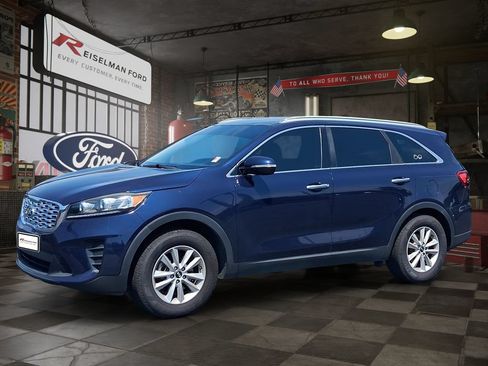 Used 2019 Kia Sorento FWD w/ Option Group 020 image 1