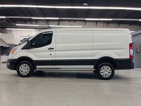 Used 2022 Ford Transit 250 Low Roof w/ Exterior Upgrade Package image 4