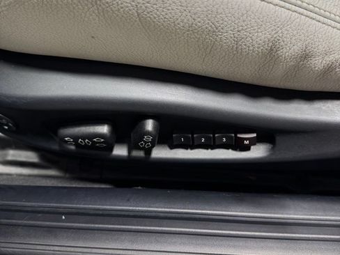 Used 2008 BMW M6 Convertible RWD image 14