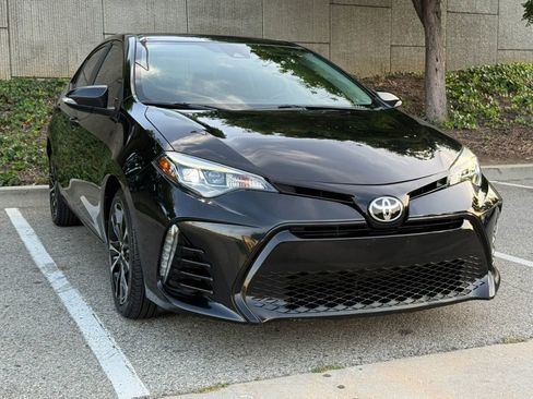 Used 2019 Toyota Corolla SE FWD image 5