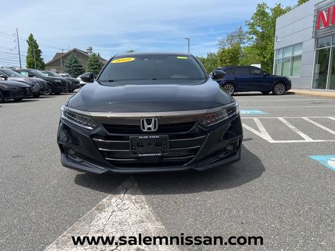 Used 2022 Honda Accord Sport image 2
