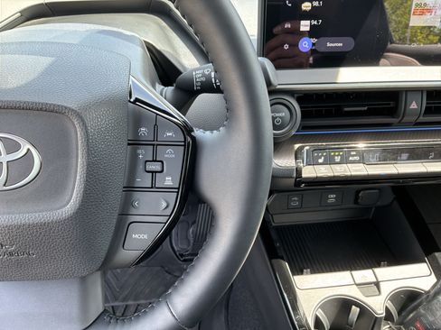 Used 2024 Toyota Prius Limited FWD image 20