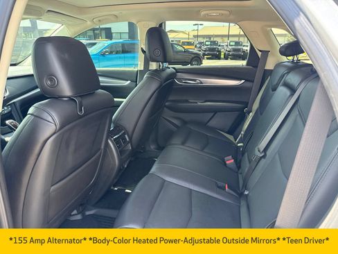 Used 2019 Cadillac XT5 Premium Luxury AWD/4WD image 18