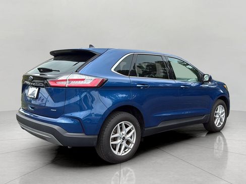 Certified 2024 Ford Edge SEL w/ Convenience Package AWD/4WD image 9