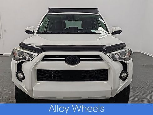 Used 2020 Toyota 4Runner SR5 image 4