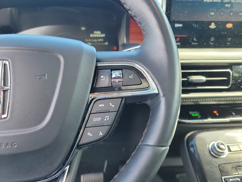 Certified 2023 Lincoln Nautilus Reserve AWD/4WD image 25