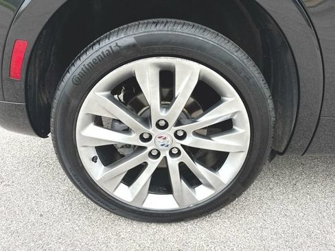 Used 2023 Buick Envision Avenir AWD/4WD image 34