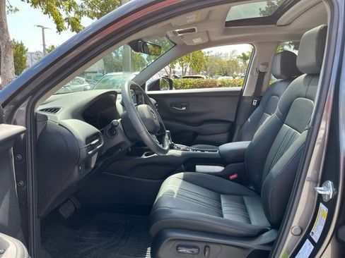 Used 2024 Honda HR-V EX-L image 6