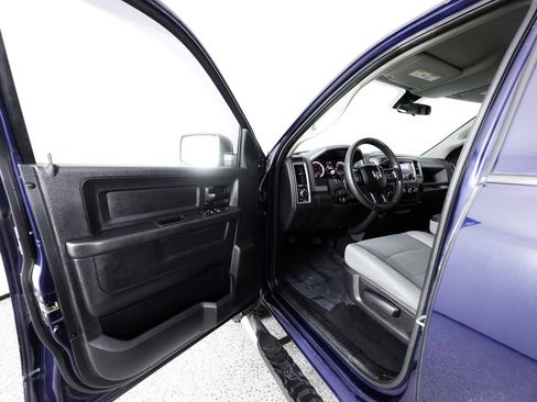 Used 2015 RAM 1500 Tradesman w/ Popular Equipment Group AWD/4WD image 18