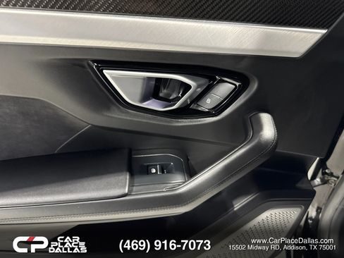 Used 2021 Lamborghini Urus AWD/4WD image 18