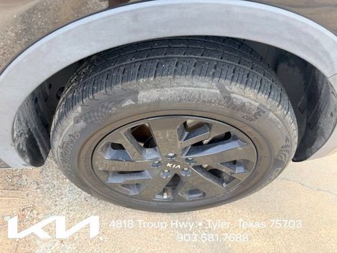 Certified 2021 Kia Sorento S AWD/4WD image 14