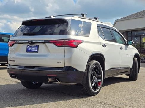 Used 2022 Chevrolet Traverse Premier w/ Redline Edition AWD/4WD image 31