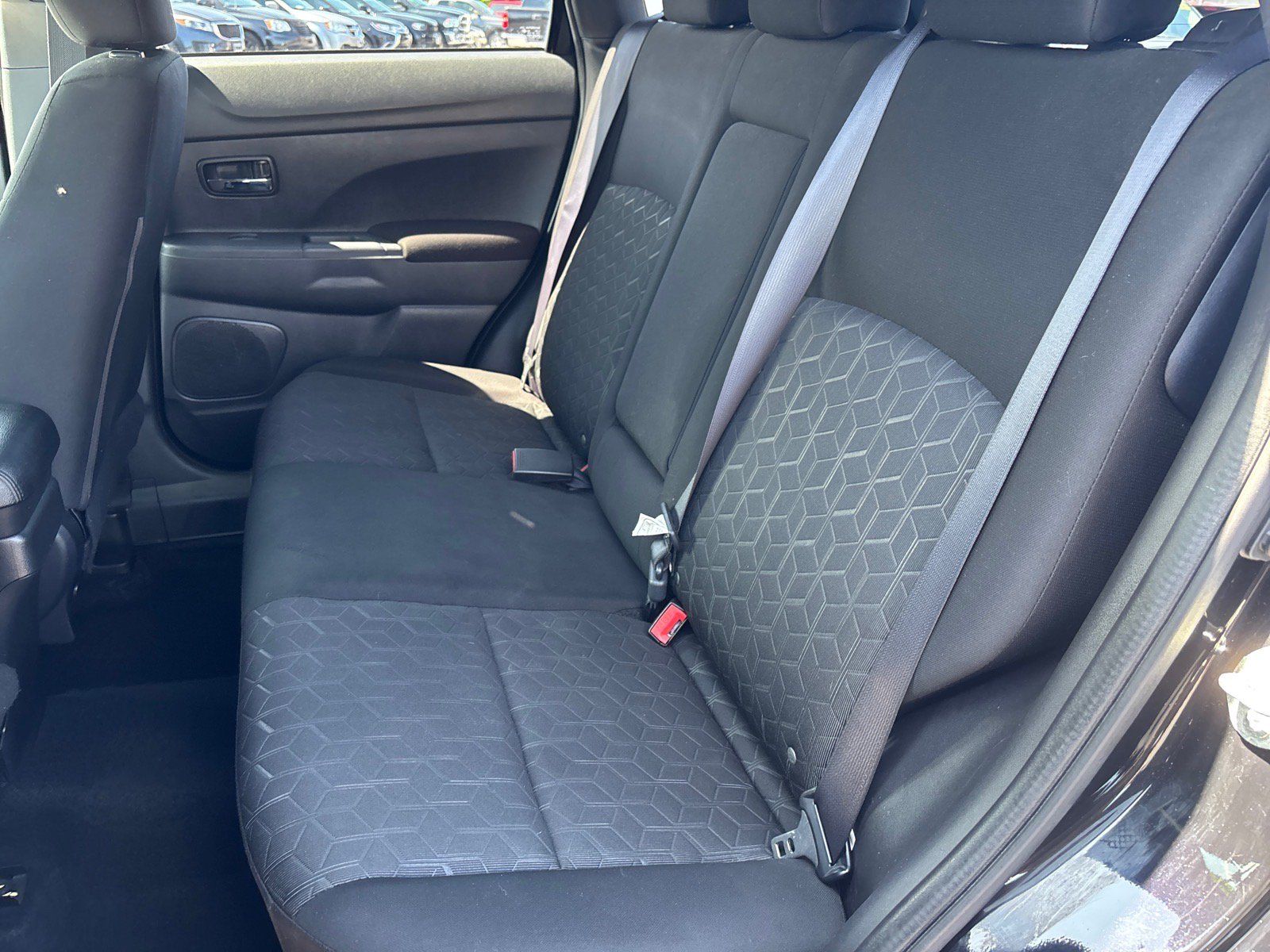 Used 2020 Mitsubishi Outlander Sport Black Edition FWD image 13