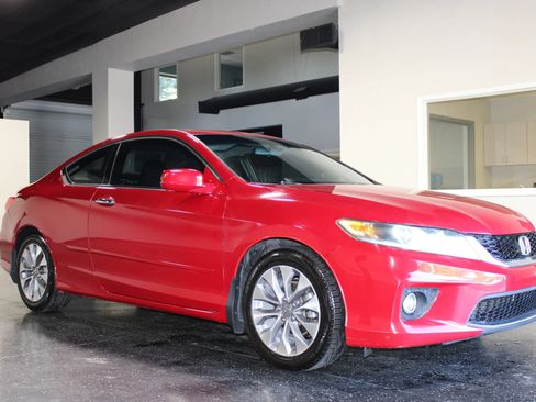 Used 2013 Honda Accord EX image 1