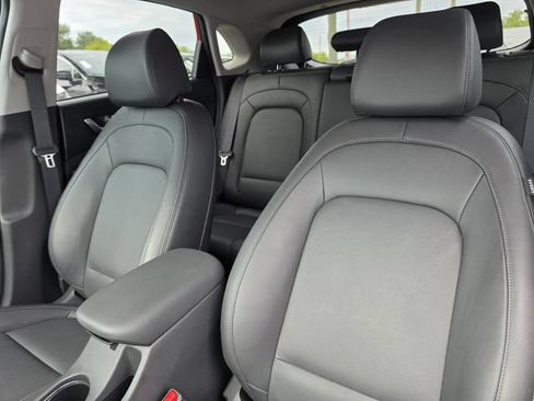 Used 2023 Hyundai Kona Limited AWD/4WD image 21