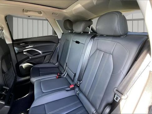 Used 2025 Audi Q5 Premium w/ Premium Plus AWD/4WD image 22