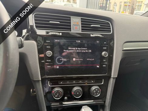 Used 2018 Volkswagen GTI SE w/ SE Leather Package image 6