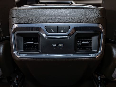 Used 2025 GMC Sierra 2500 Denali w/ Denali Reserve Package image 27