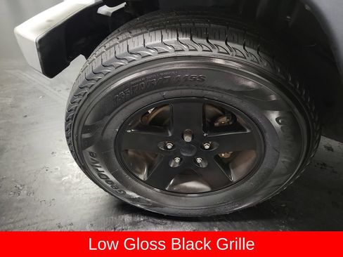 Used 2017 Jeep Wrangler Unlimited Sport AWD/4WD image 14