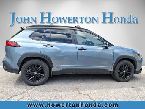 Used 2024 Toyota Corolla Cross AWD Hybrid image 3