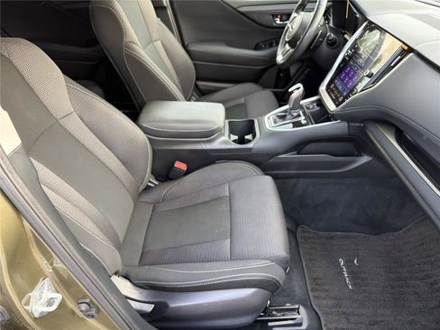 Used 2022 Subaru Outback Premium AWD/4WD image 12