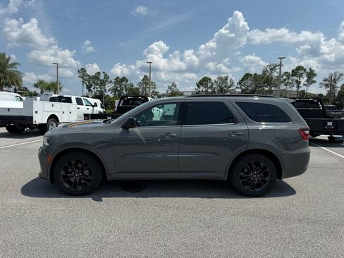 Used 2023 Dodge Durango R/T w/ Hemi Orange Plus Package AWD/4WD image 6