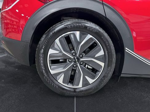 Used 2024 Kia EV6 Light image 39