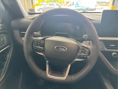 New 2026 Ford Explorer ST-Line w/ ST-Line Street Pack AWD/4WD image 14