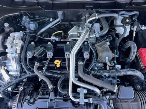 Used 2021 Nissan Altima 2.5 SR FWD image 10