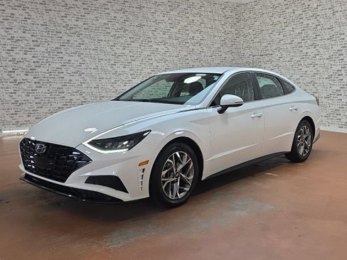 Used 2022 Hyundai Sonata SEL FWD image 3