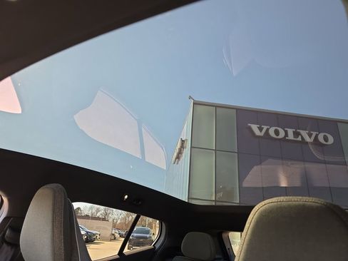 New 2026 Volvo EX30 Ultra image 31