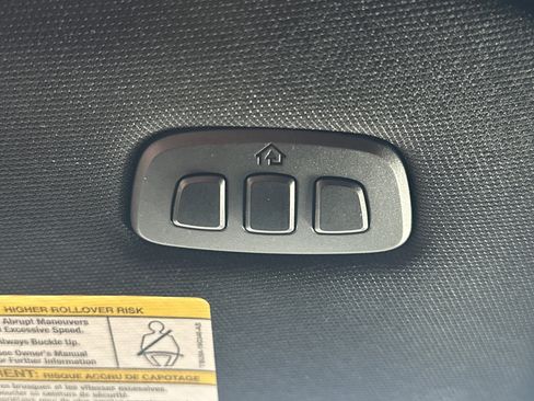 Used 2022 Ford Expedition Platinum image 40