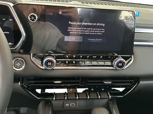 New 2026 GMC Canyon Elevation w/ Convenience Package RWD image 23
