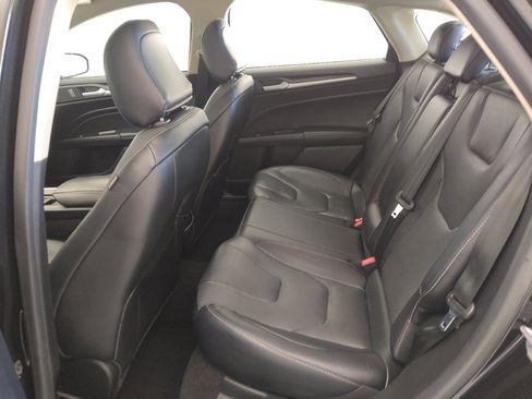 Used 2020 Ford Fusion Titanium image 18