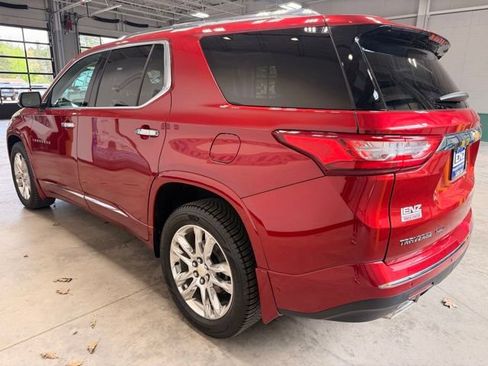 Used 2018 Chevrolet Traverse High Country AWD/4WD image 4
