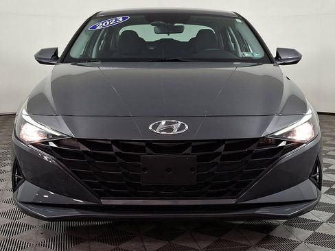 Used 2023 Hyundai Elantra SEL w/ Cargo Package FWD image 5