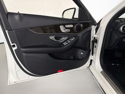 Used 2020 Mercedes-Benz C 300 Sedan image 21