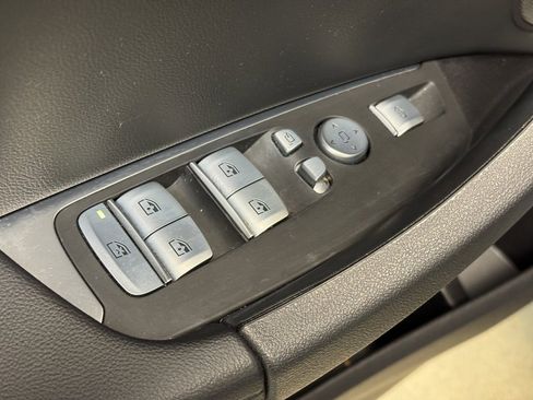 Used 2023 BMW X3 xDrive30i image 9