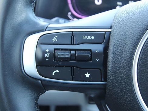 Used 2024 Kia Sportage EX image 20