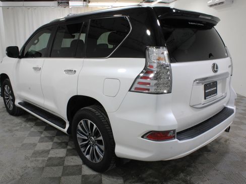 Used 2023 Lexus GX 460 Luxury w/ Accessory Package AWD/4WD image 43