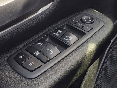 Used 2020 RAM 1500 Big Horn image 13