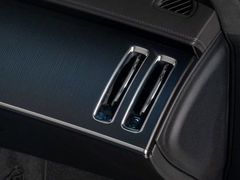 Used 2025 Mercedes-Benz S 63 AMG S image 17